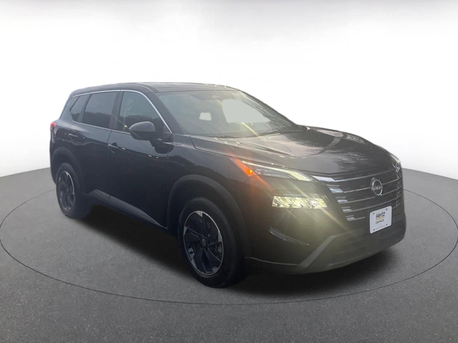 Thumbnail: 2025 Nissan Rogue - 1