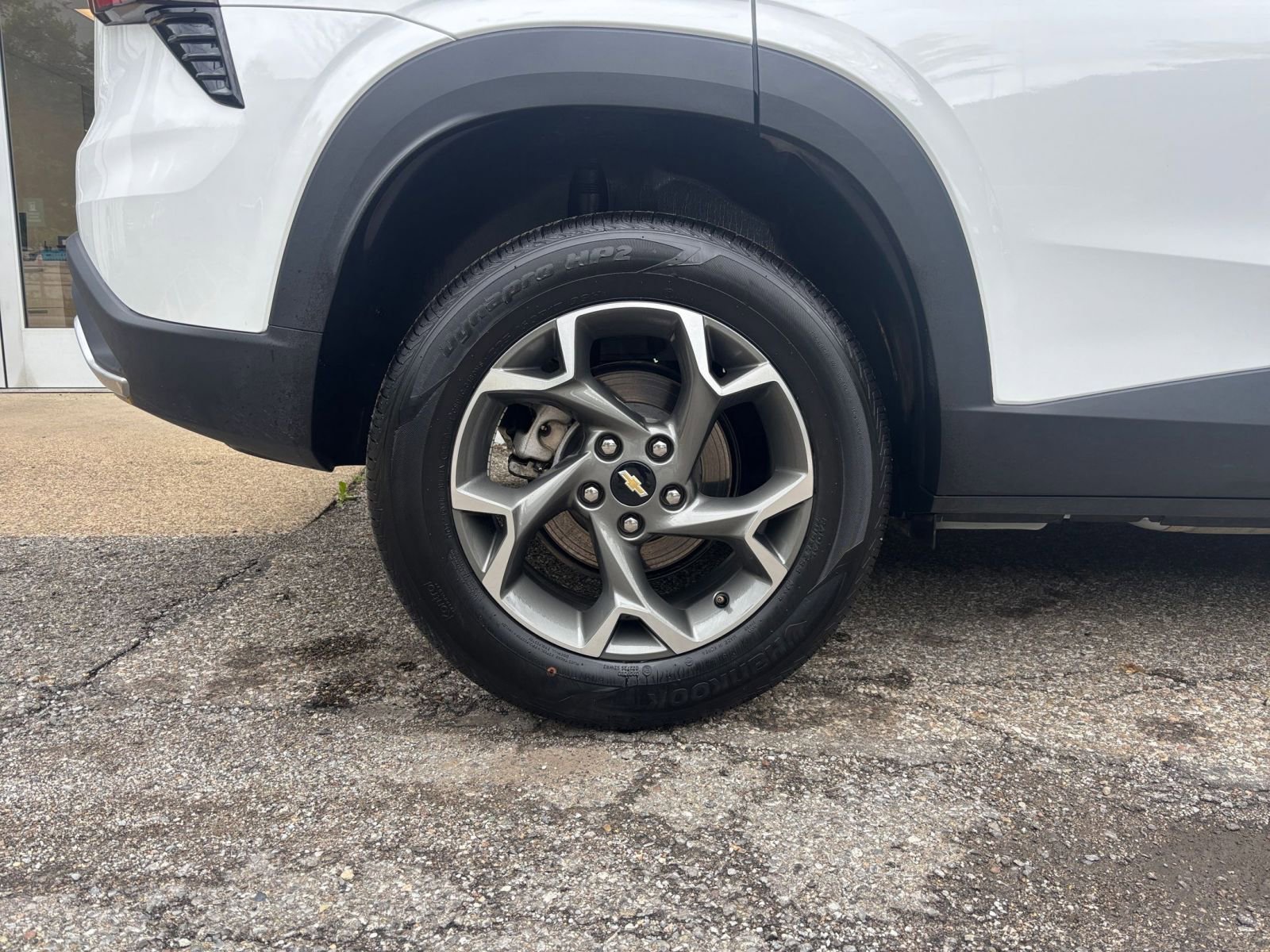 Thumbnail: 2025 Chevrolet Trax - 30