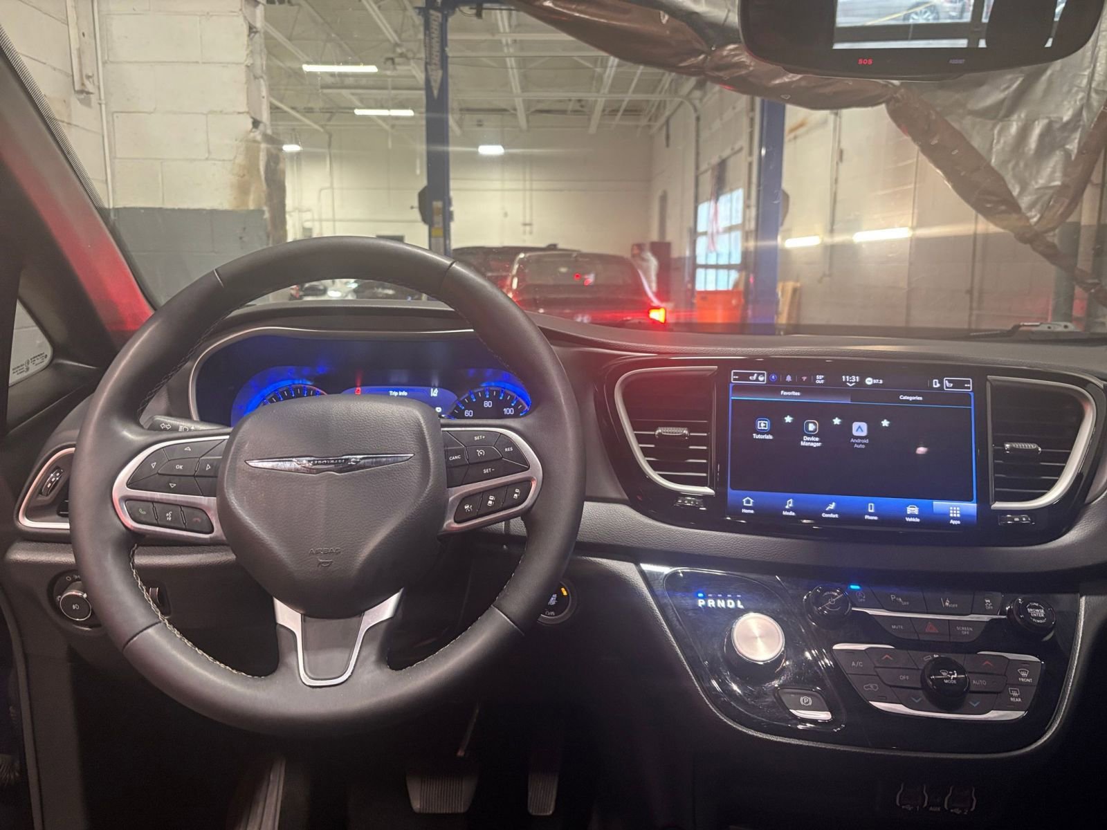 Thumbnail: 2025 Chrysler Pacifica - 35