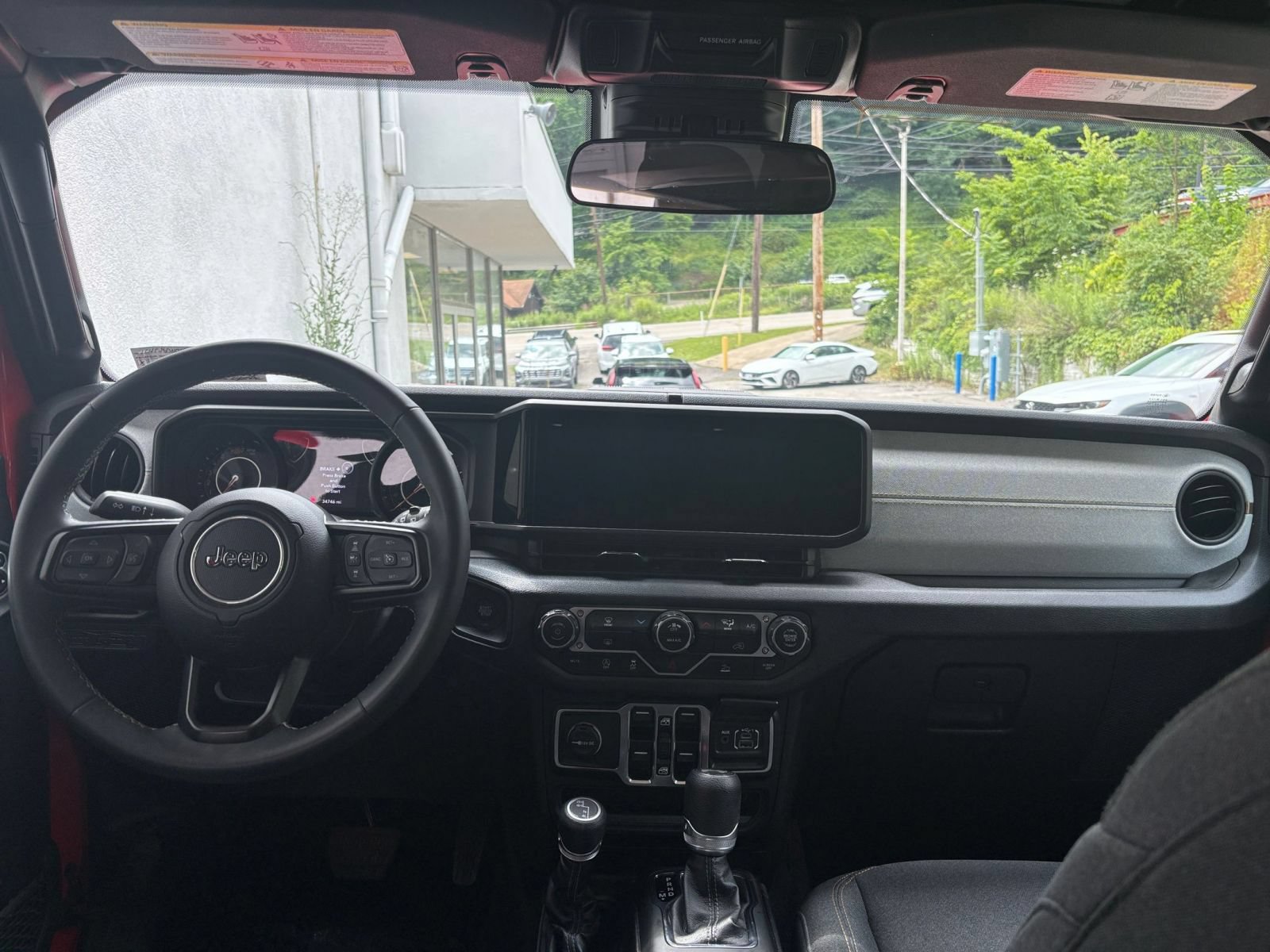 Thumbnail: 2025 Jeep Wrangler - 33