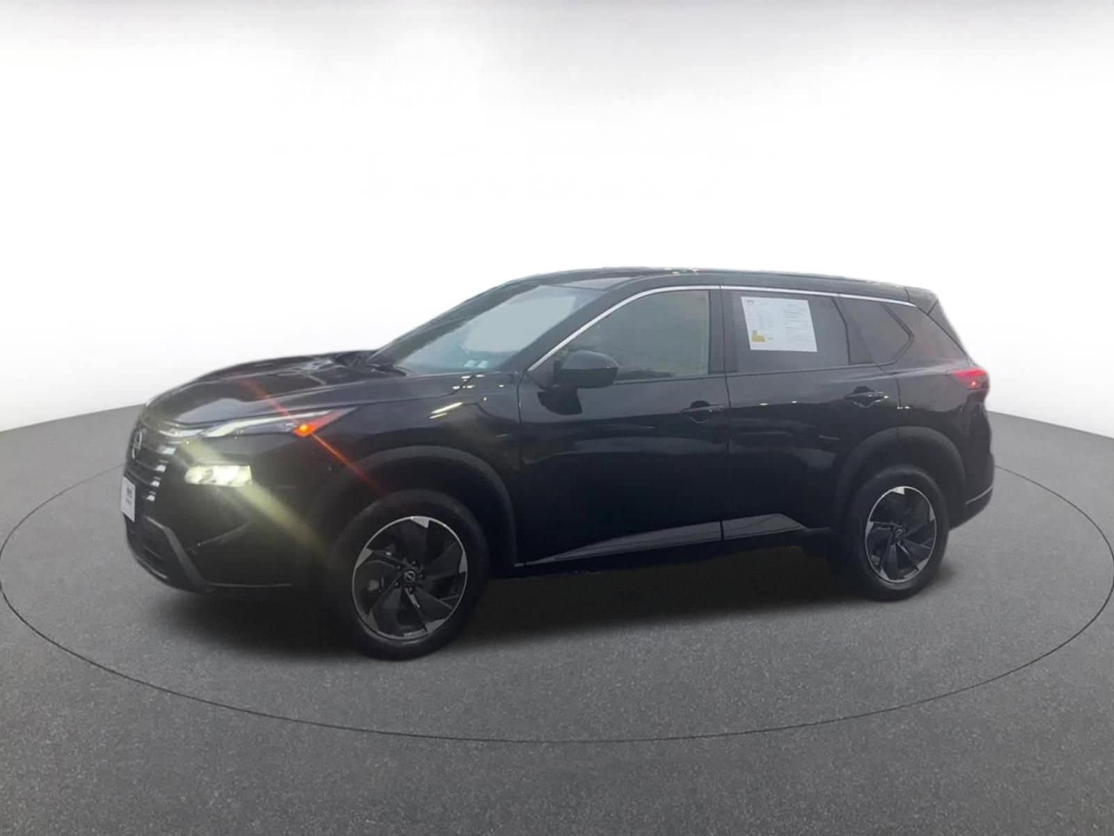 Thumbnail: 2025 Nissan Rogue - 8