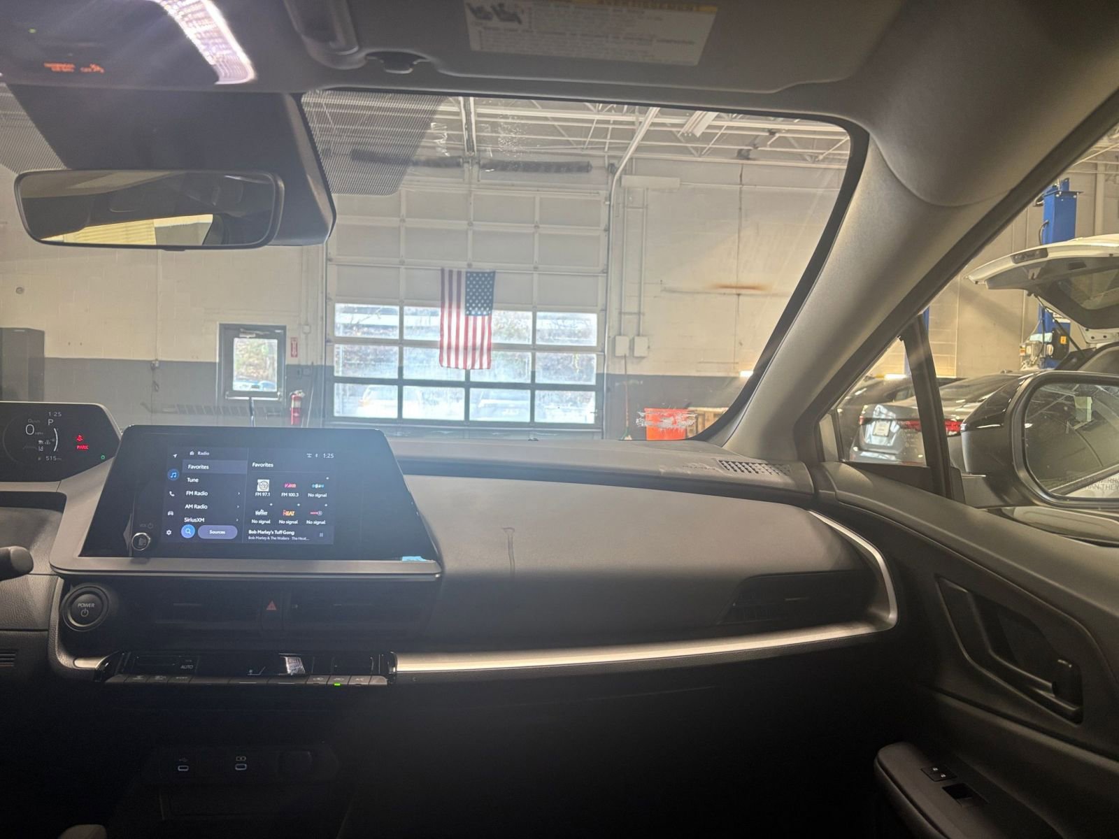 Thumbnail: 2025 Toyota Prius - 33