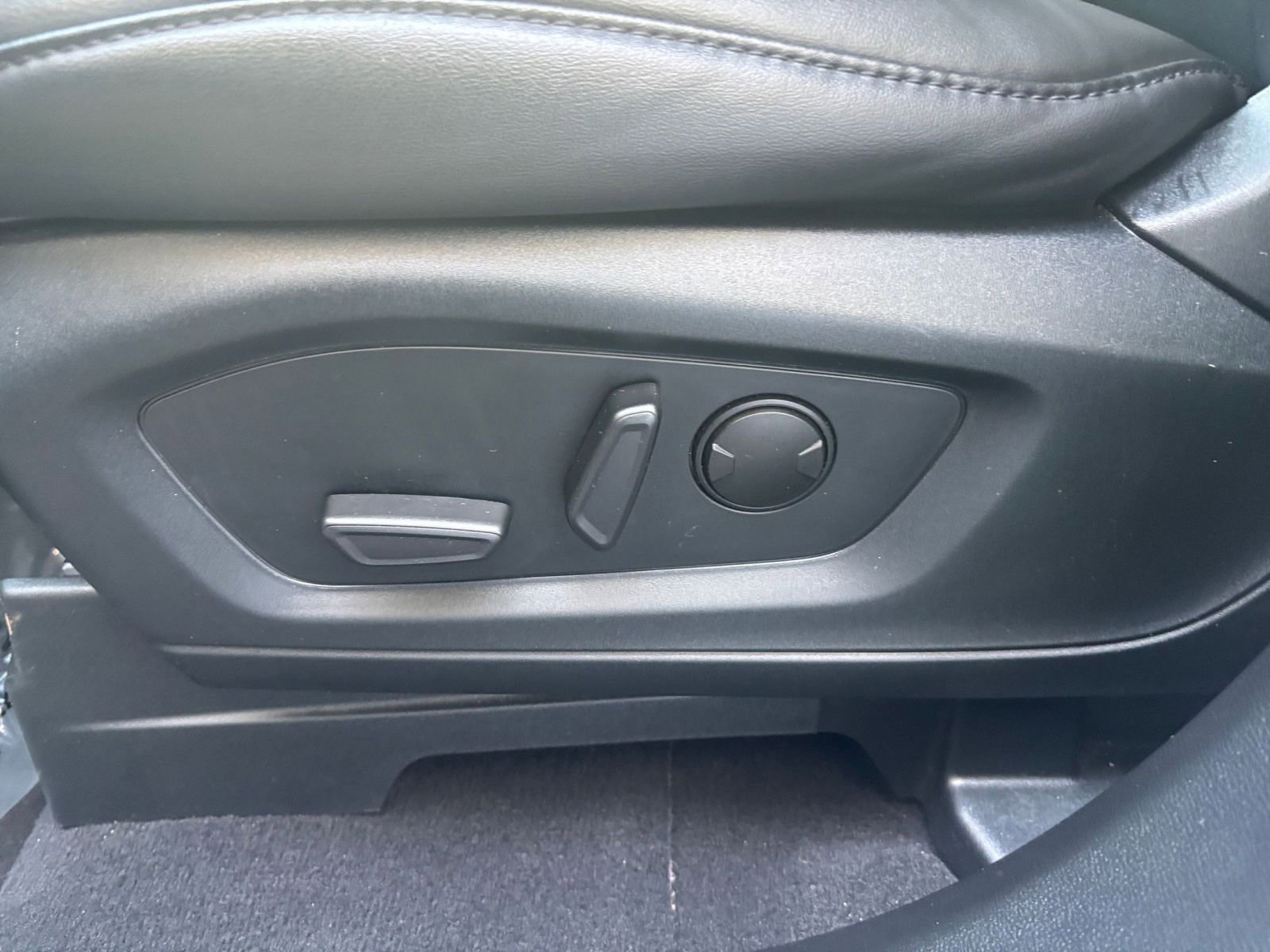 Thumbnail: 2023 Ford Explorer - 23