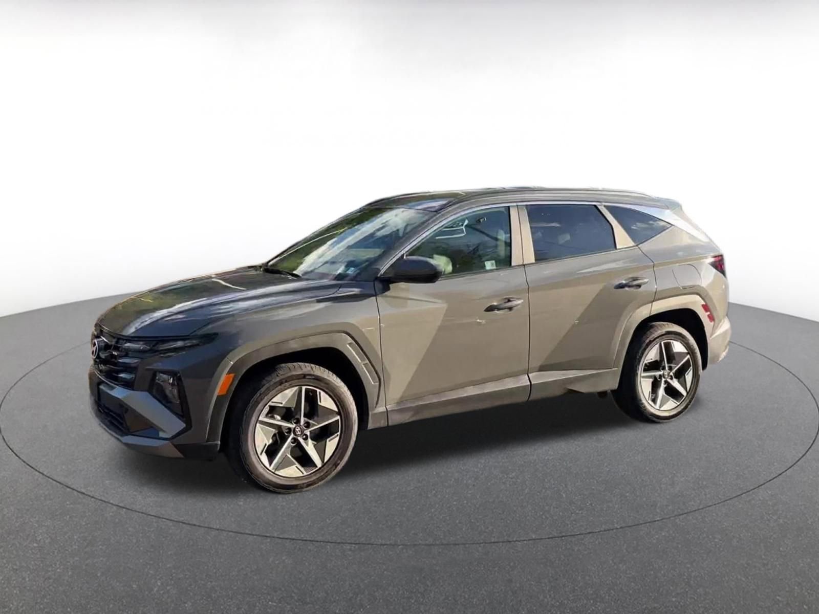 Thumbnail: 2025 Hyundai Tucson - 8