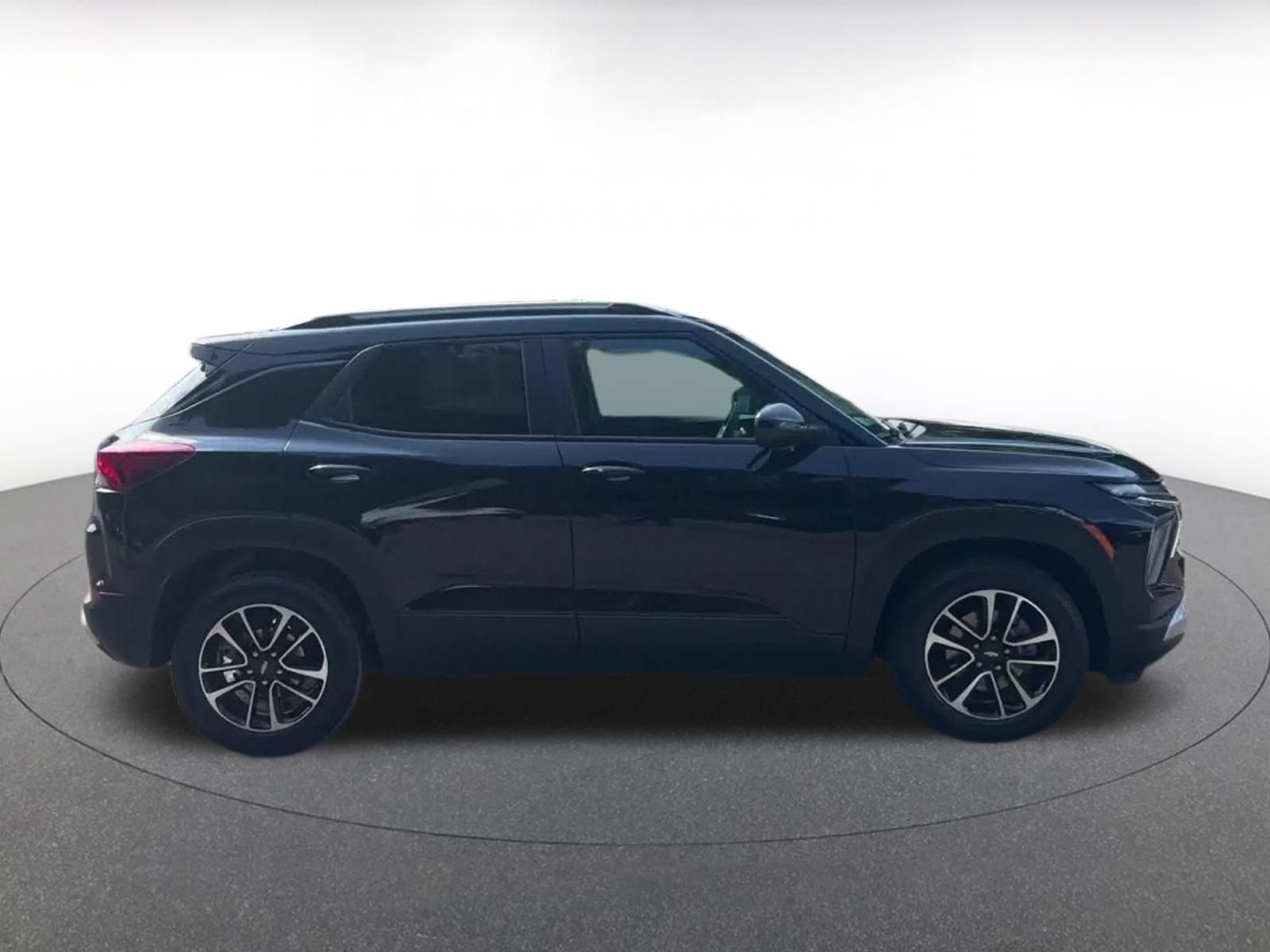 Thumbnail: 2025 Chevrolet TrailBlazer - 13