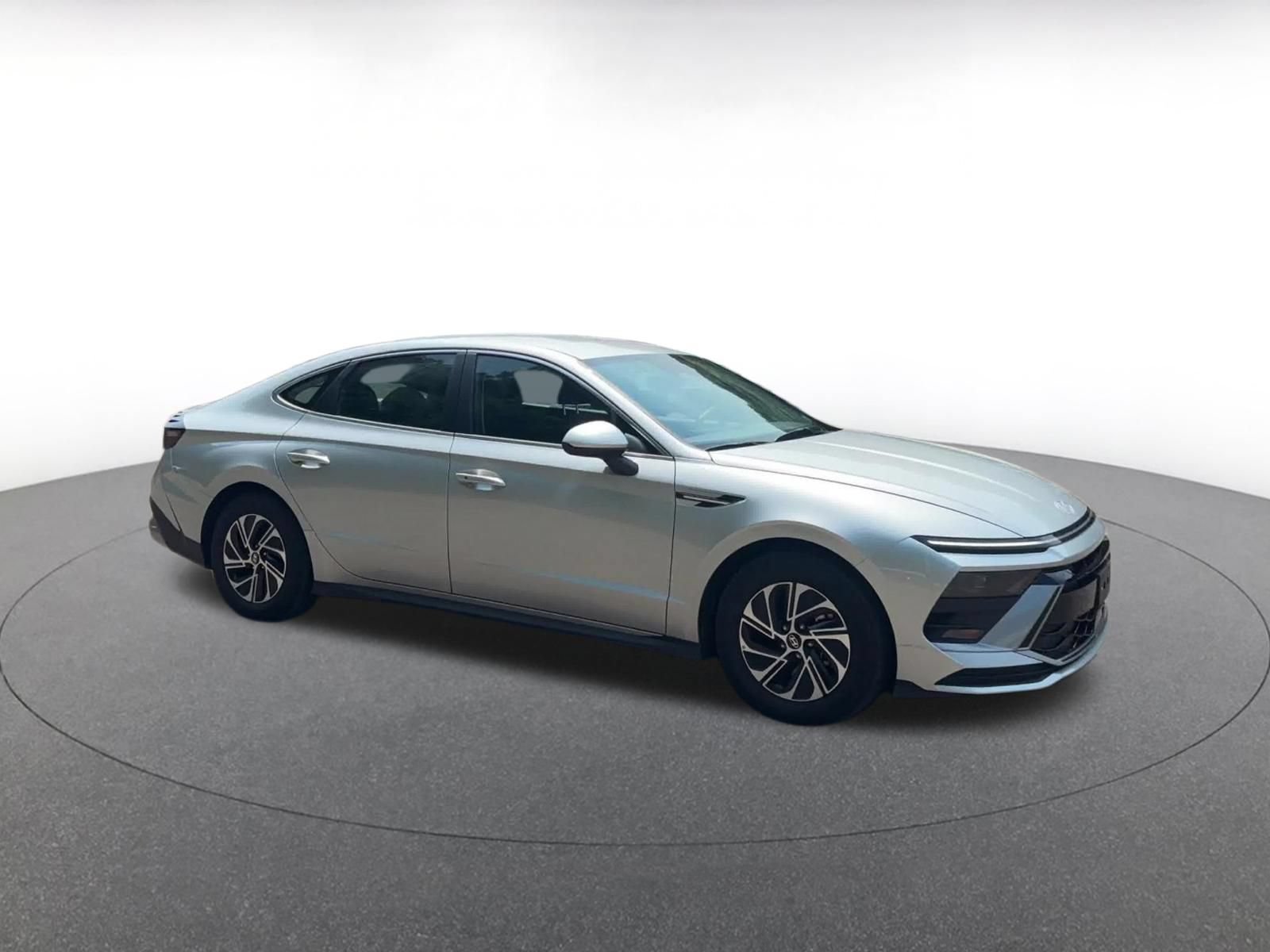 Thumbnail: 2026 Hyundai Sonata - 2