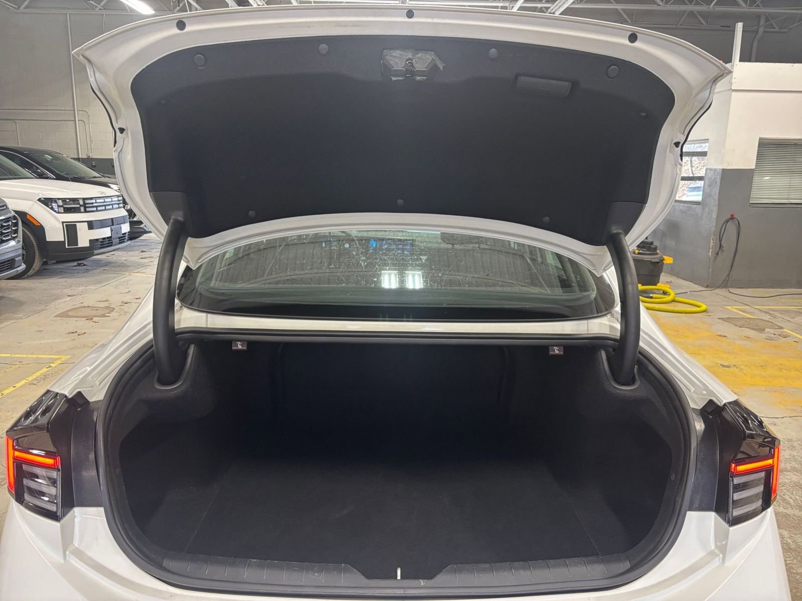 Thumbnail: 2025 Hyundai Sonata - 31