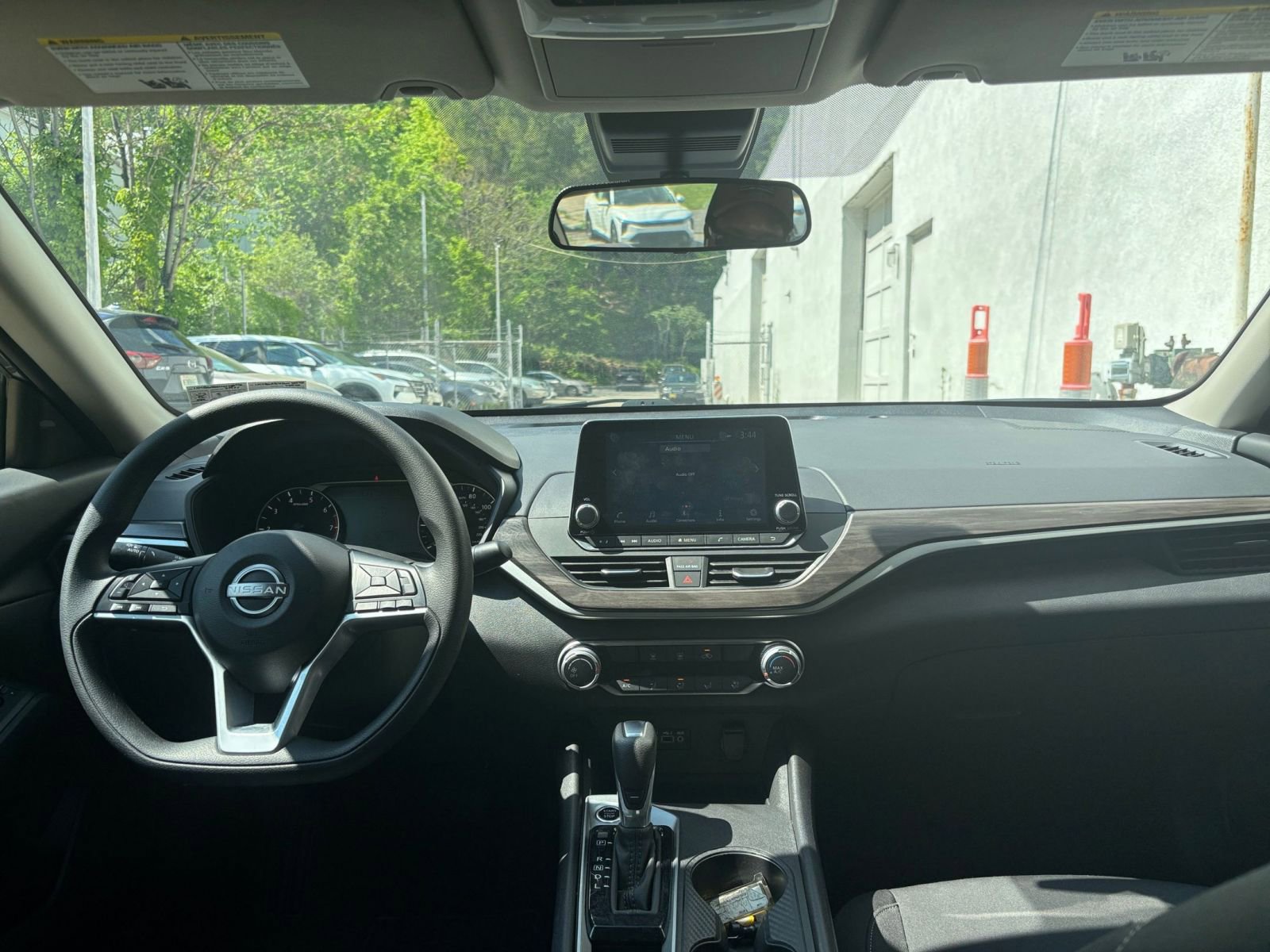 Thumbnail: 2025 Nissan Altima - 34