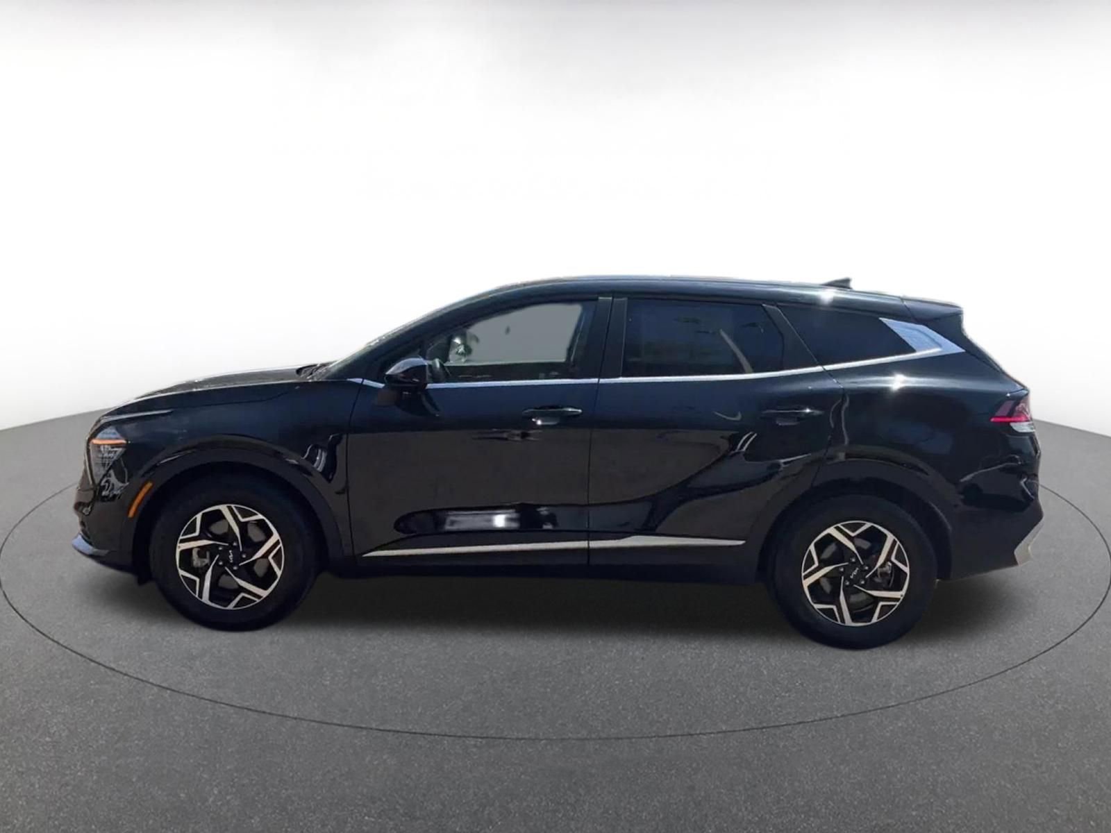 Thumbnail: 2025 Kia Sportage - 9