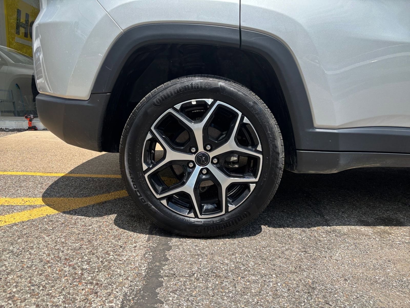 Thumbnail: 2025 Jeep Compass - 31
