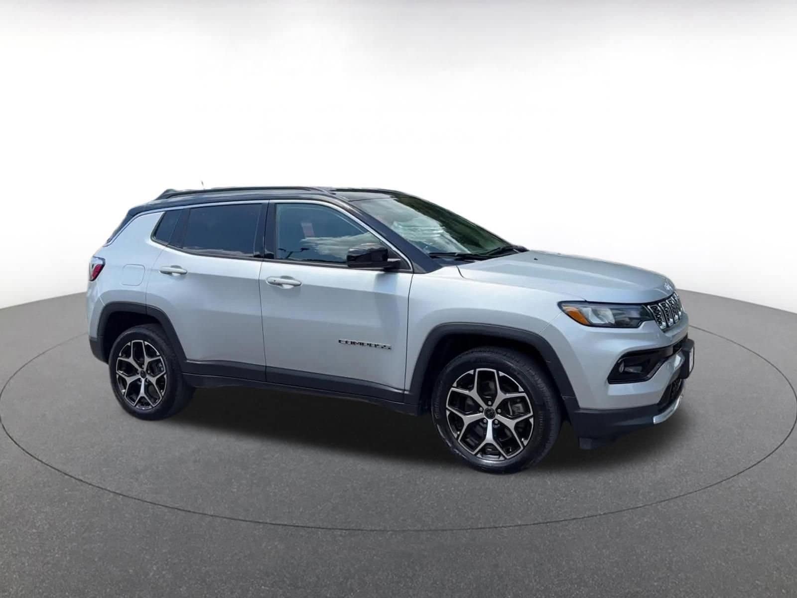 Thumbnail: 2025 Jeep Compass - 2