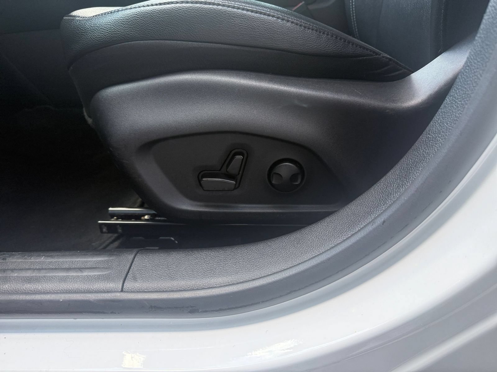 Thumbnail: 2025 Jeep Compass - 21