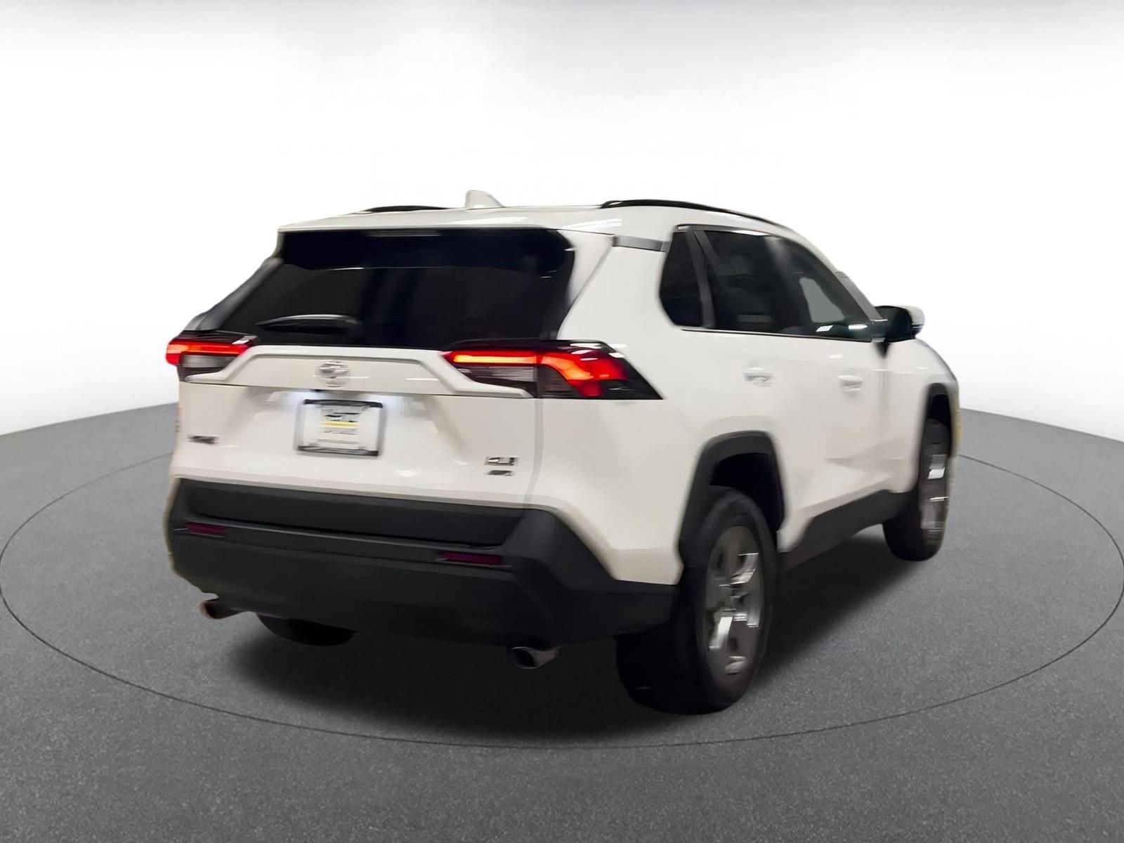 Thumbnail: 2025 Toyota RAV4 - 14