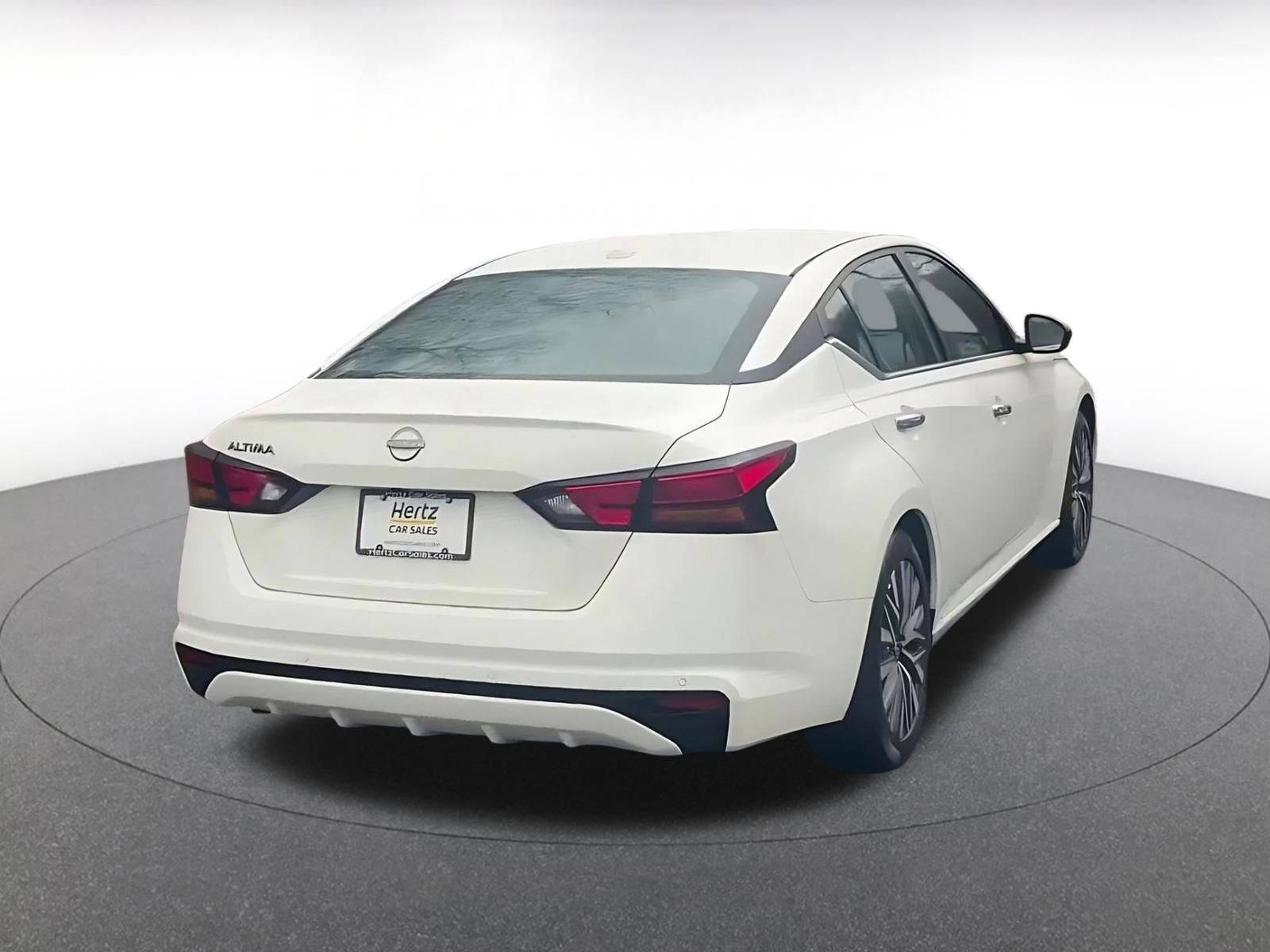 Thumbnail: 2025 Nissan Altima - 14