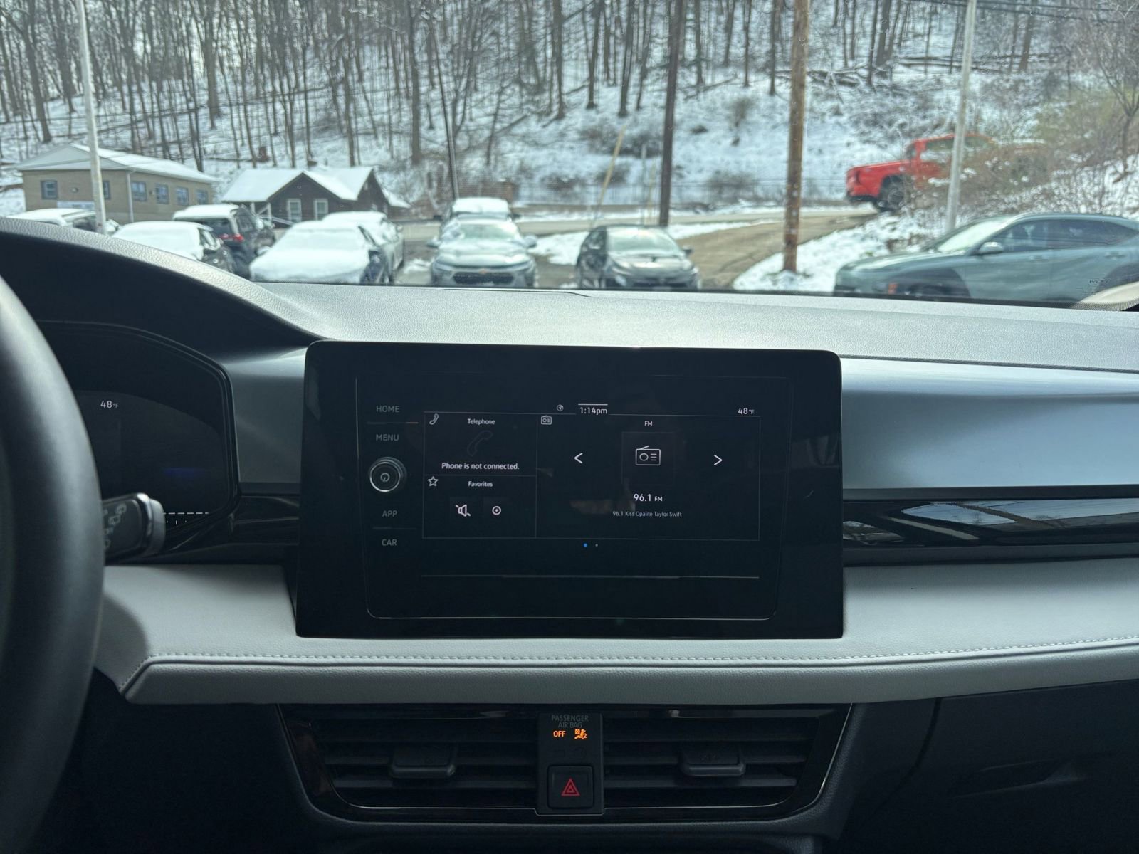 Thumbnail: 2025 Volkswagen Taos - 17