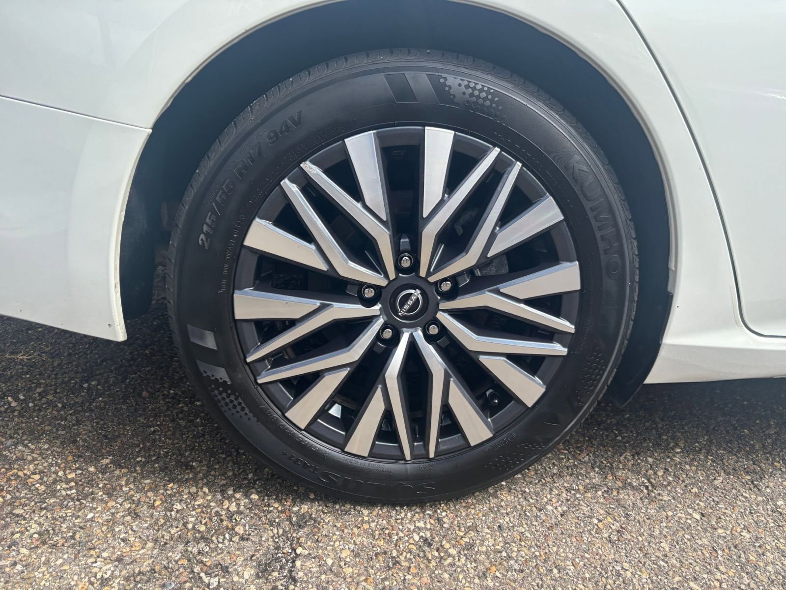 Thumbnail: 2025 Nissan Altima - 33