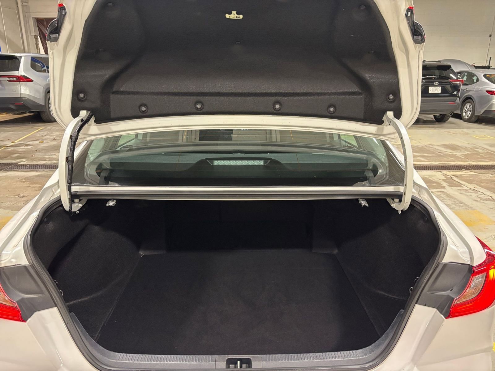 Thumbnail: 2025 Toyota Camry - 30