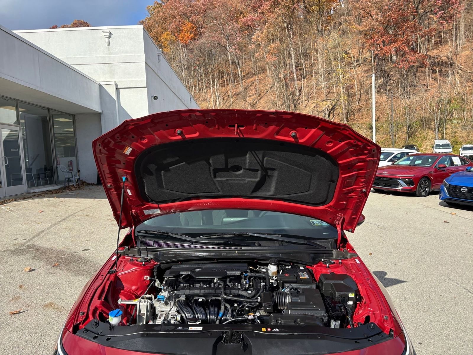 Thumbnail: 2025 Hyundai Elantra - 32