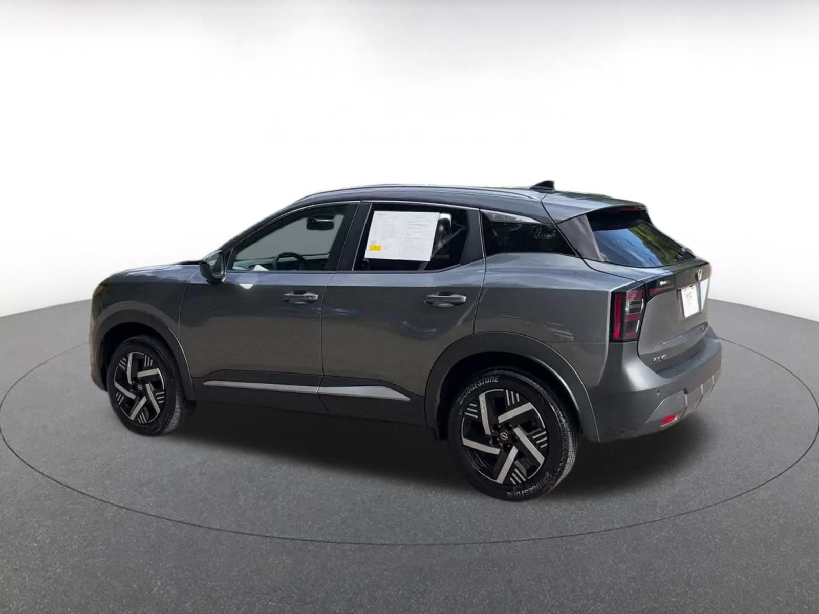 Thumbnail: 2026 Nissan Kicks - 9