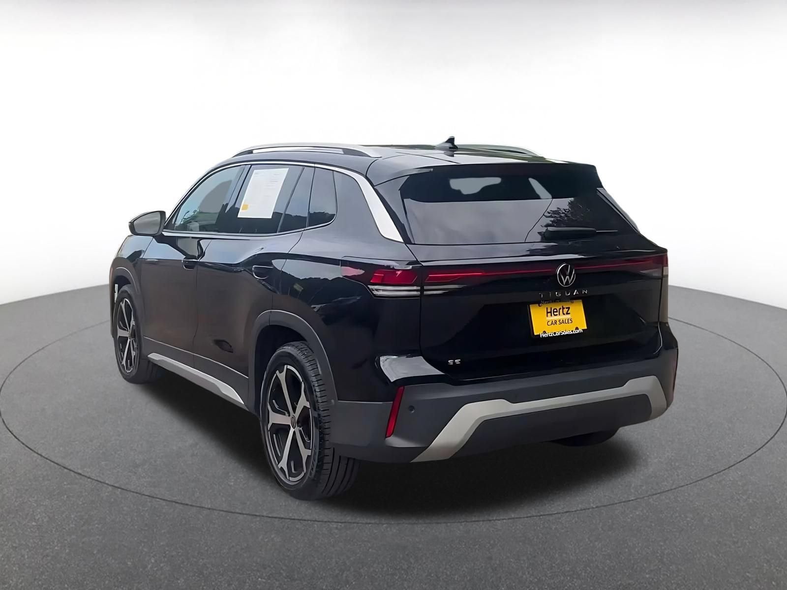 Thumbnail: 2026 Volkswagen Tiguan - 10