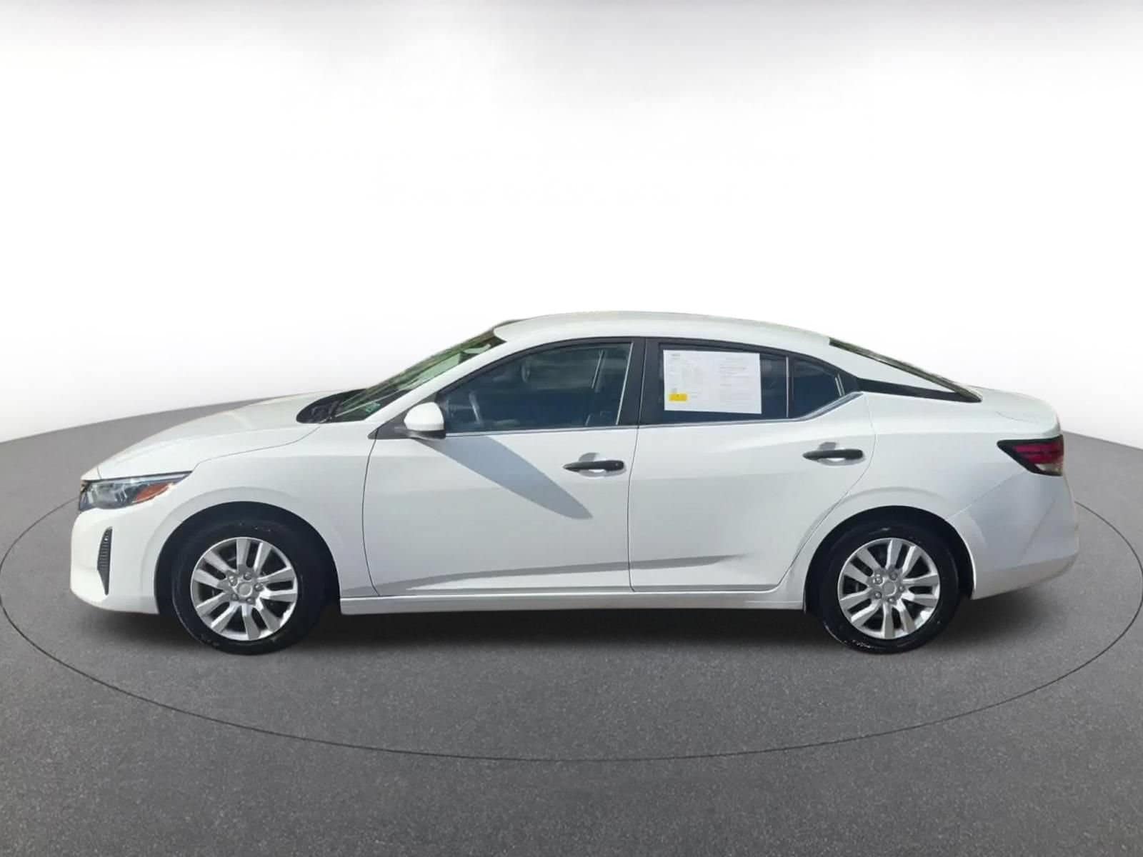 Thumbnail: 2025 Nissan Sentra - 8