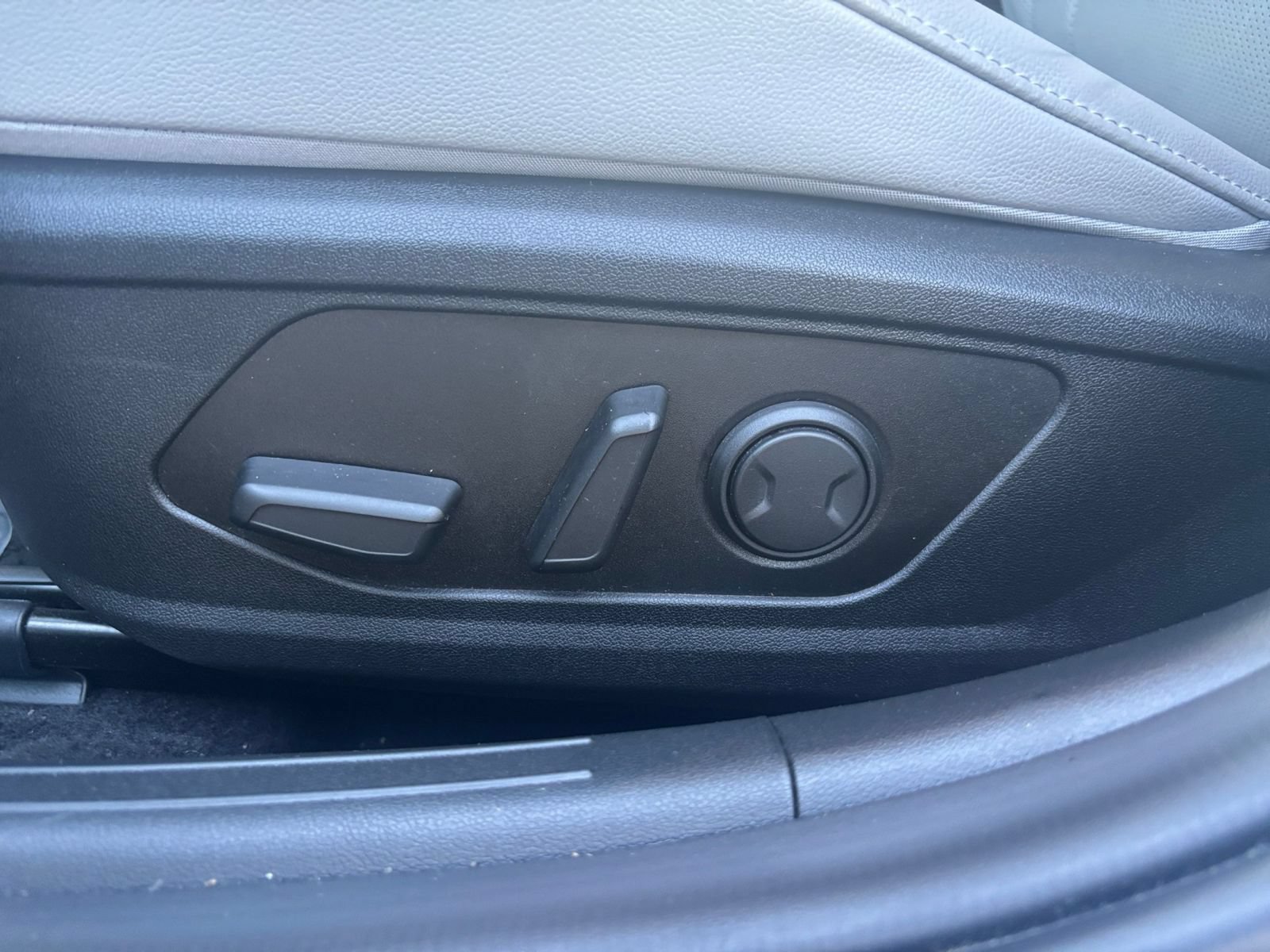 Thumbnail: 2025 Hyundai Elantra - 22
