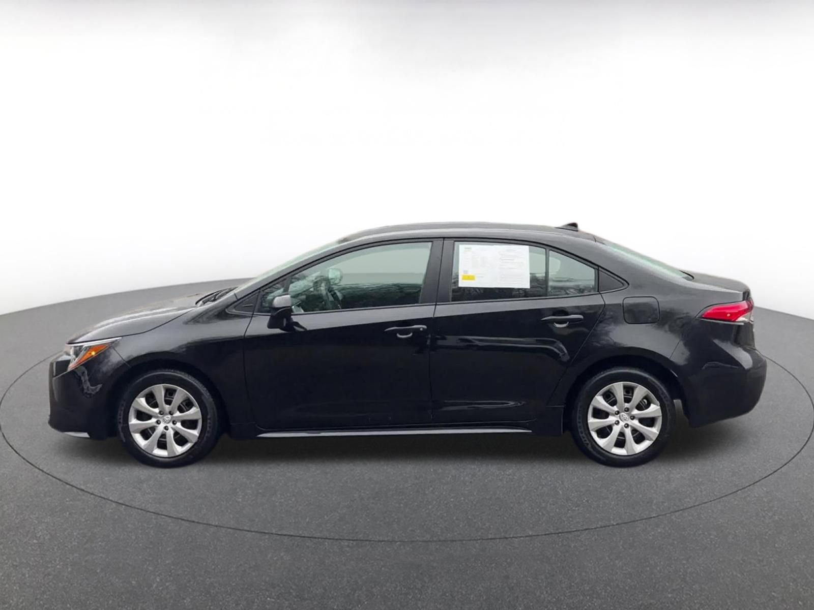 Thumbnail: 2025 Toyota Corolla - 9