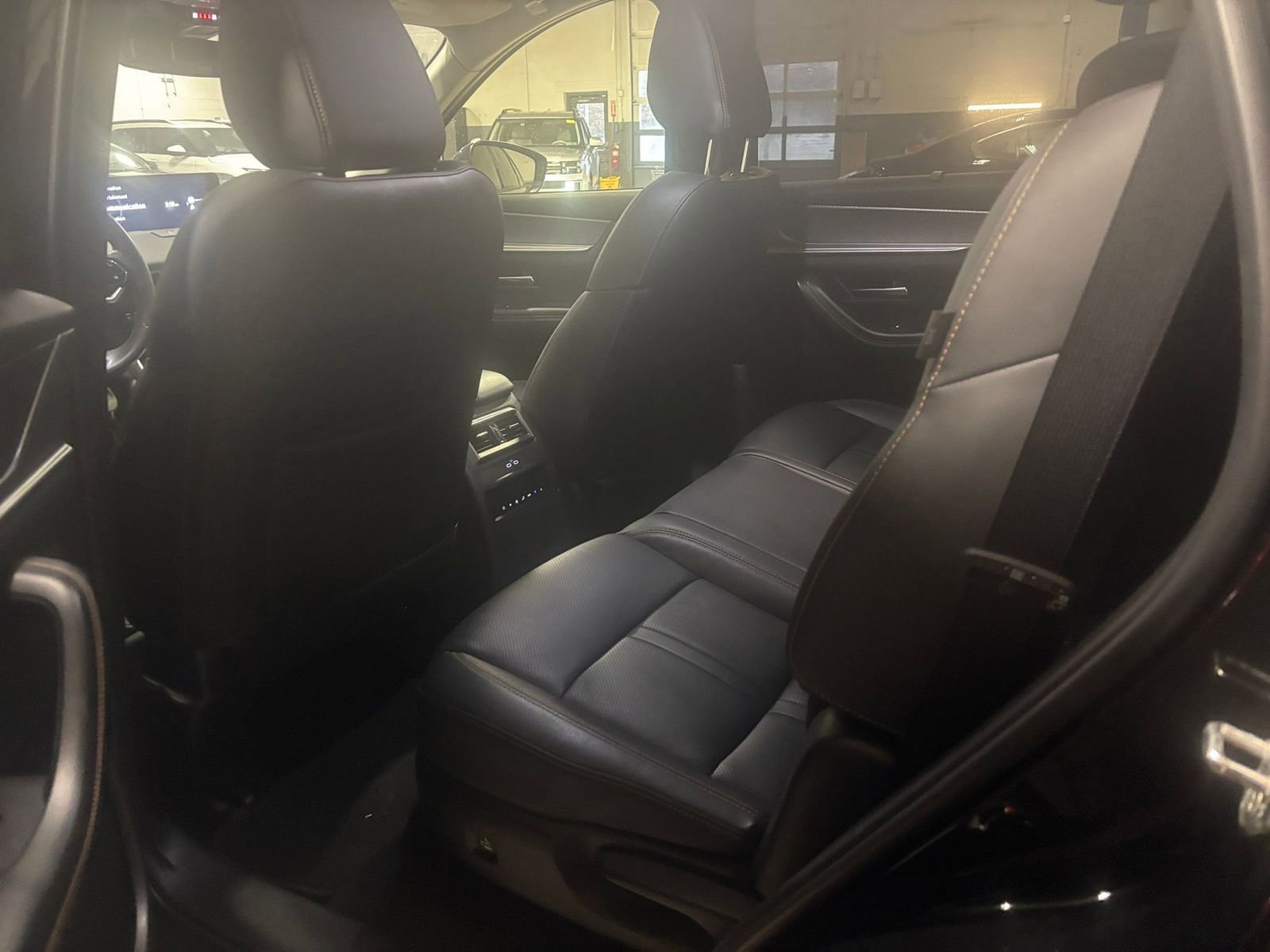 Thumbnail: 2025 Mazda CX-90 - 27