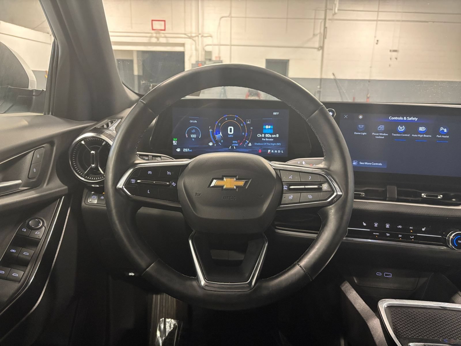 Thumbnail: 2025 Chevrolet Equinox - 30