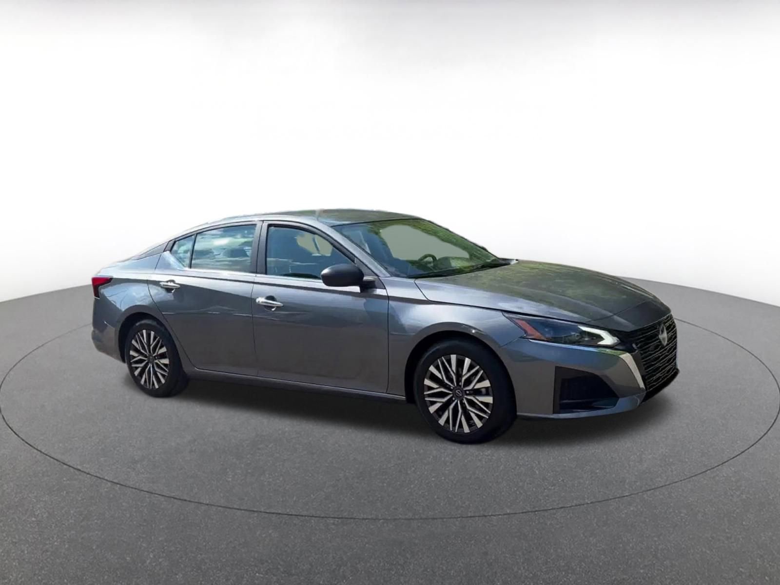 Thumbnail: 2025 Nissan Altima - 2