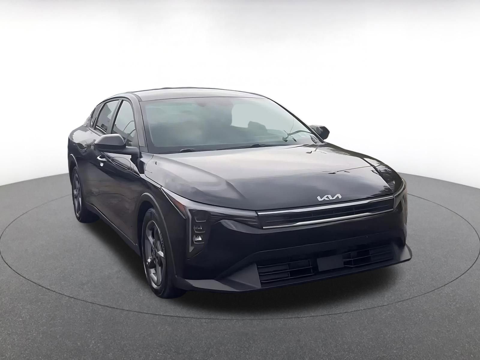 Thumbnail: 2025 Kia K4 - 3