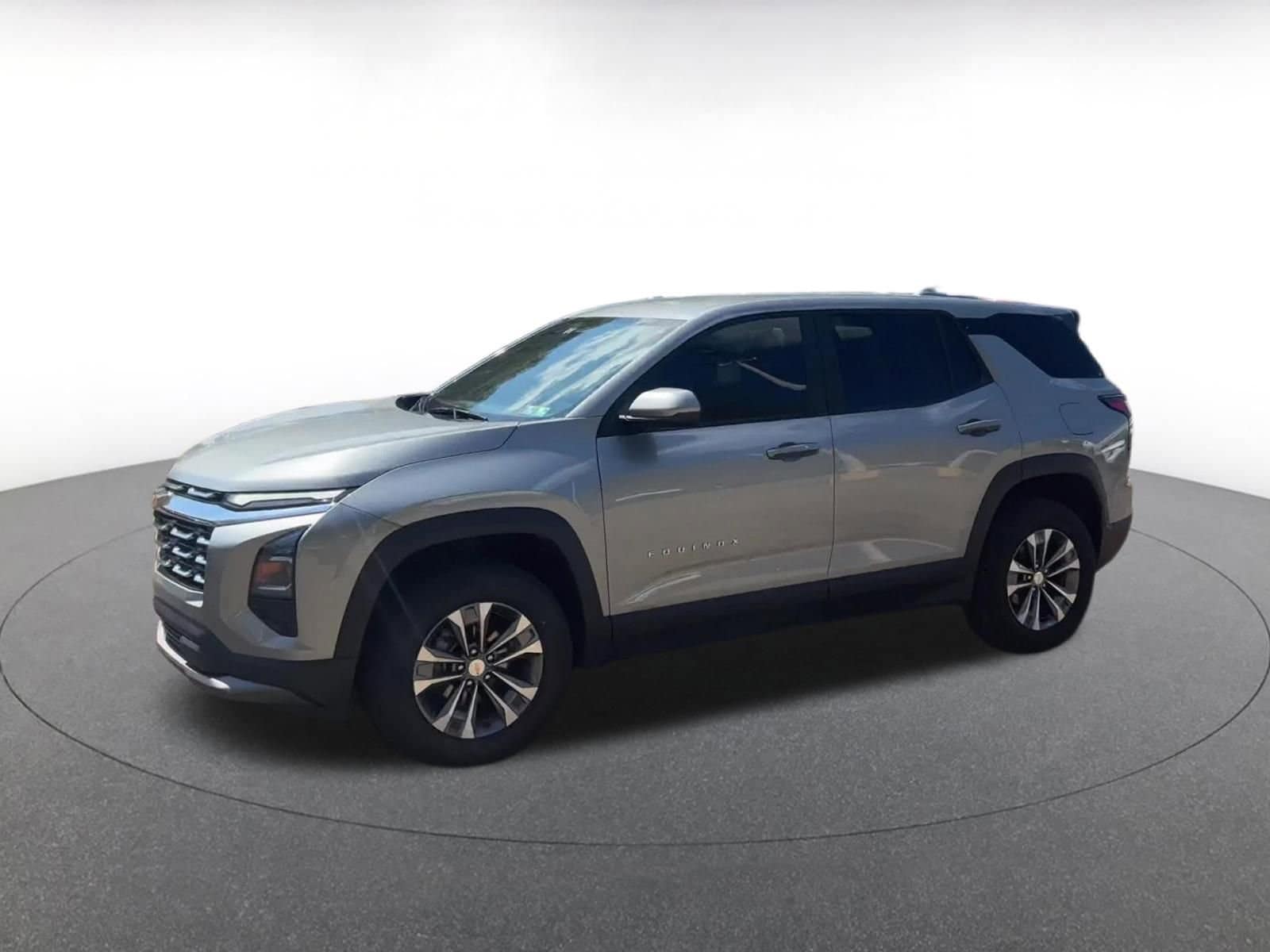 Thumbnail: 2025 Chevrolet Equinox - 8