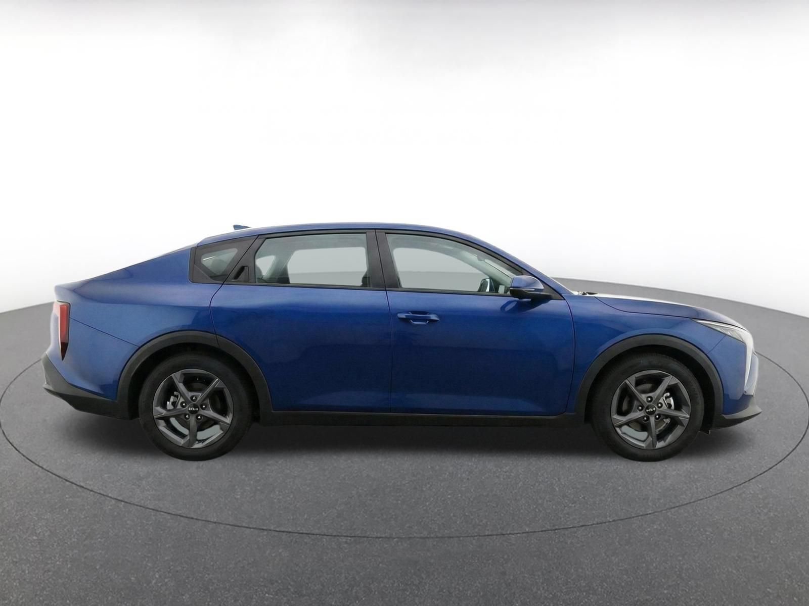 Thumbnail: 2025 Kia K4 - 10