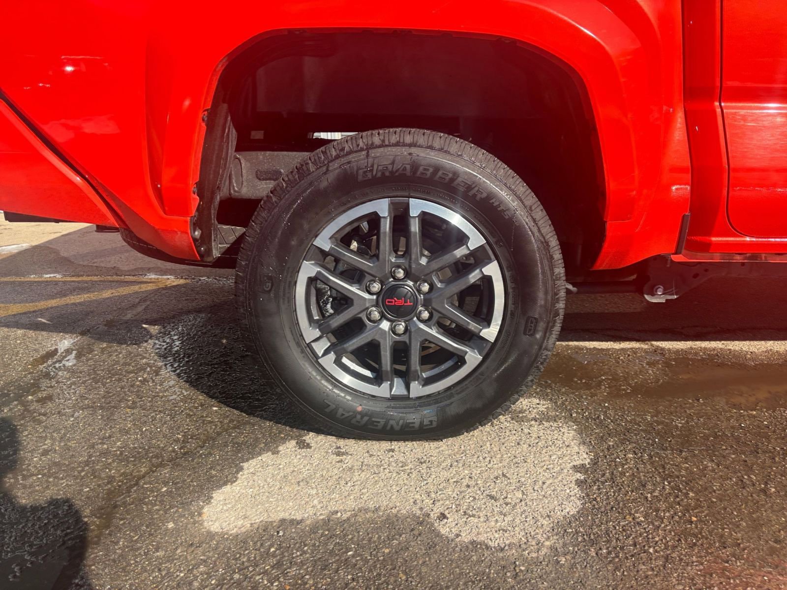 Thumbnail: 2024 Toyota Tacoma - 30