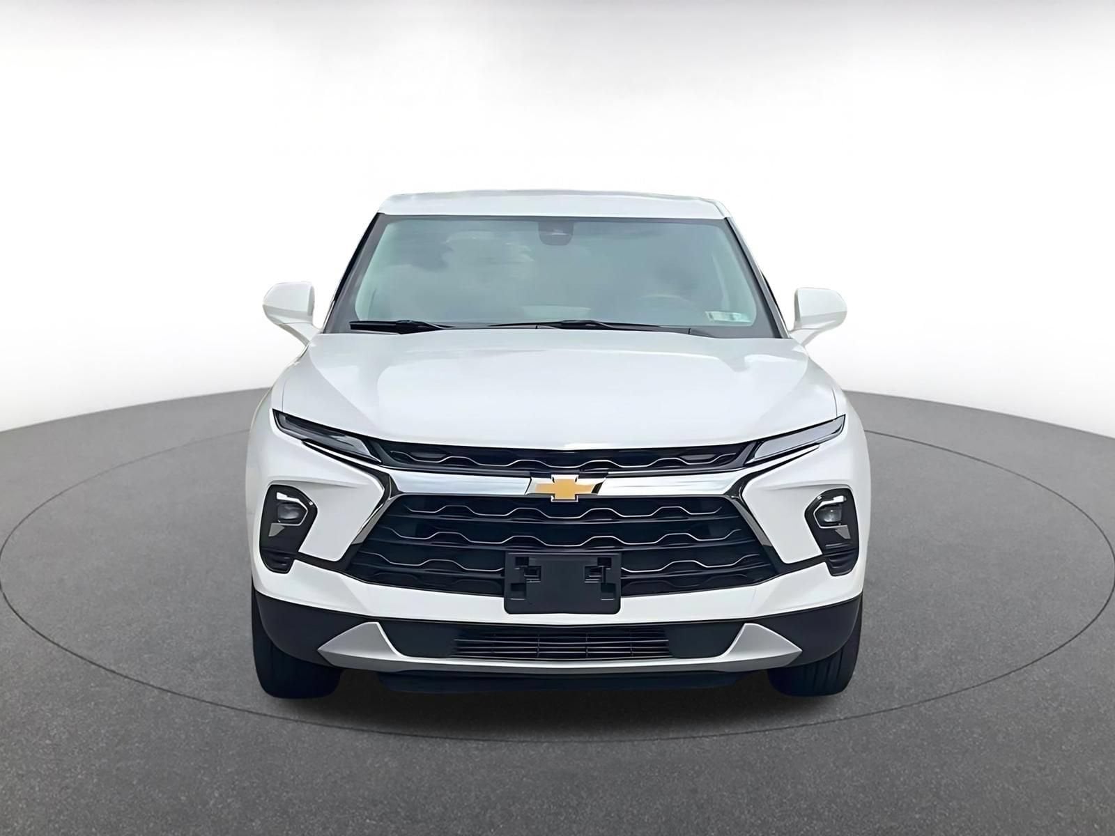 Thumbnail: 2025 Chevrolet Blazer - 4