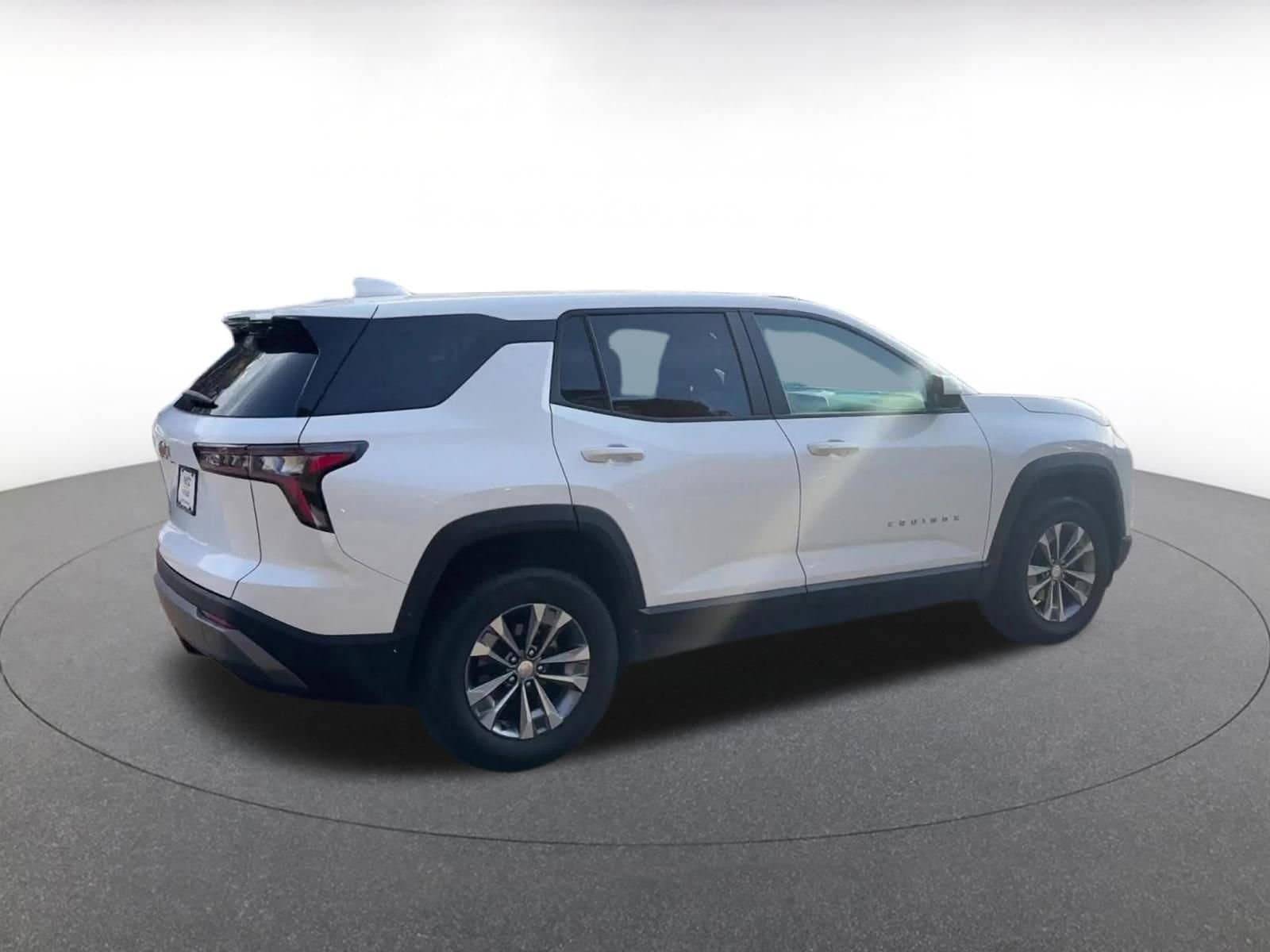 Thumbnail: 2025 Chevrolet Equinox - 15