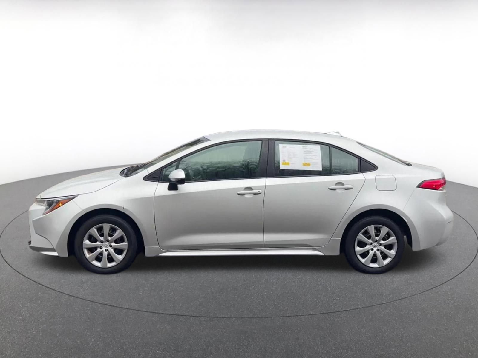 Thumbnail: 2025 Toyota Corolla - 9