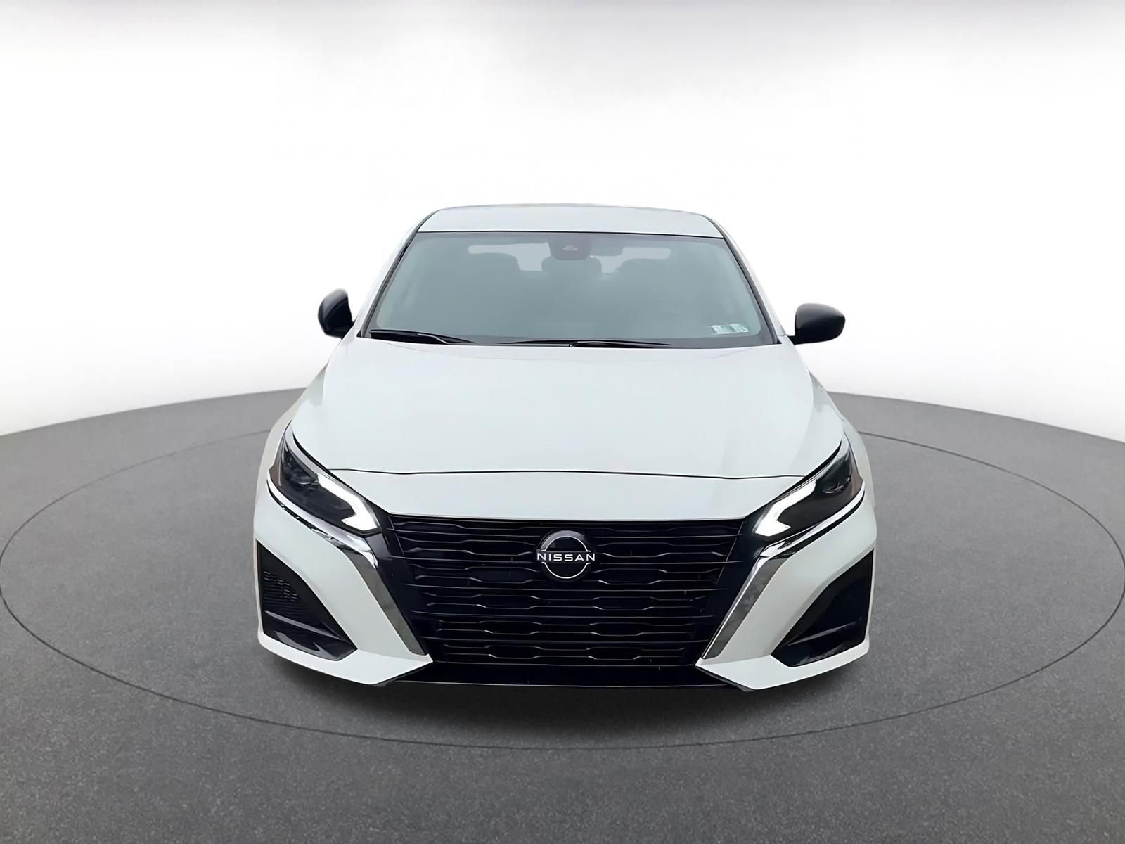 Thumbnail: 2025 Nissan Altima - 4