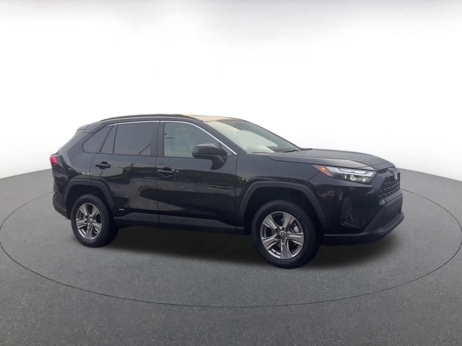 Thumbnail: 2025 Toyota RAV4 - 2