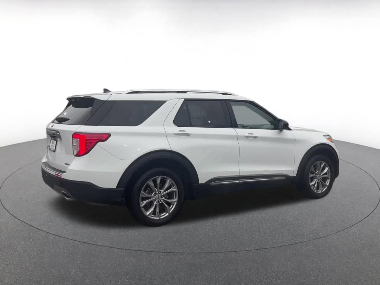 Thumbnail: 2023 Ford Explorer - 15