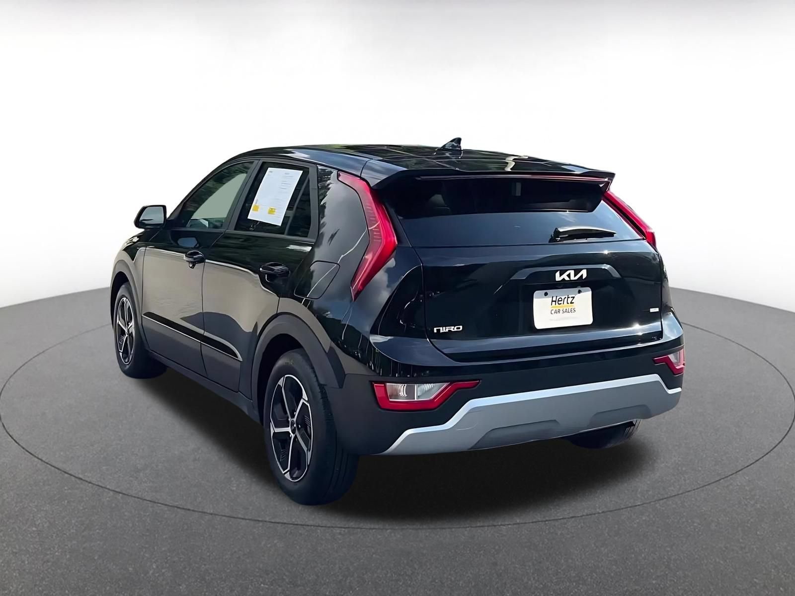 Thumbnail: 2026 Kia Niro - 11