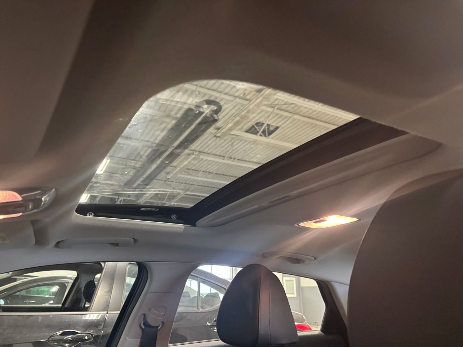 Thumbnail: 2025 Hyundai Elantra - 30