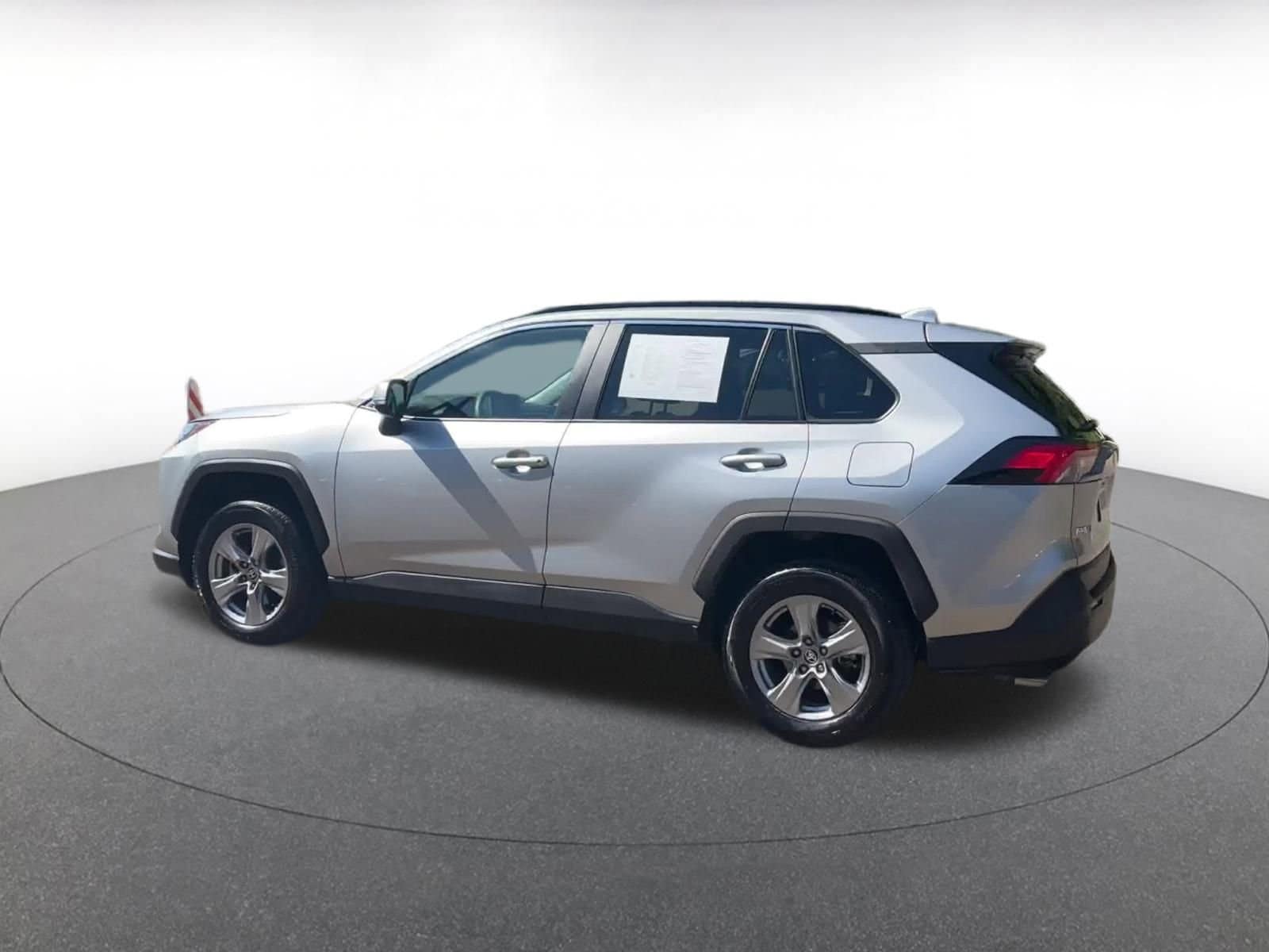 Thumbnail: 2024 Toyota RAV4 - 10