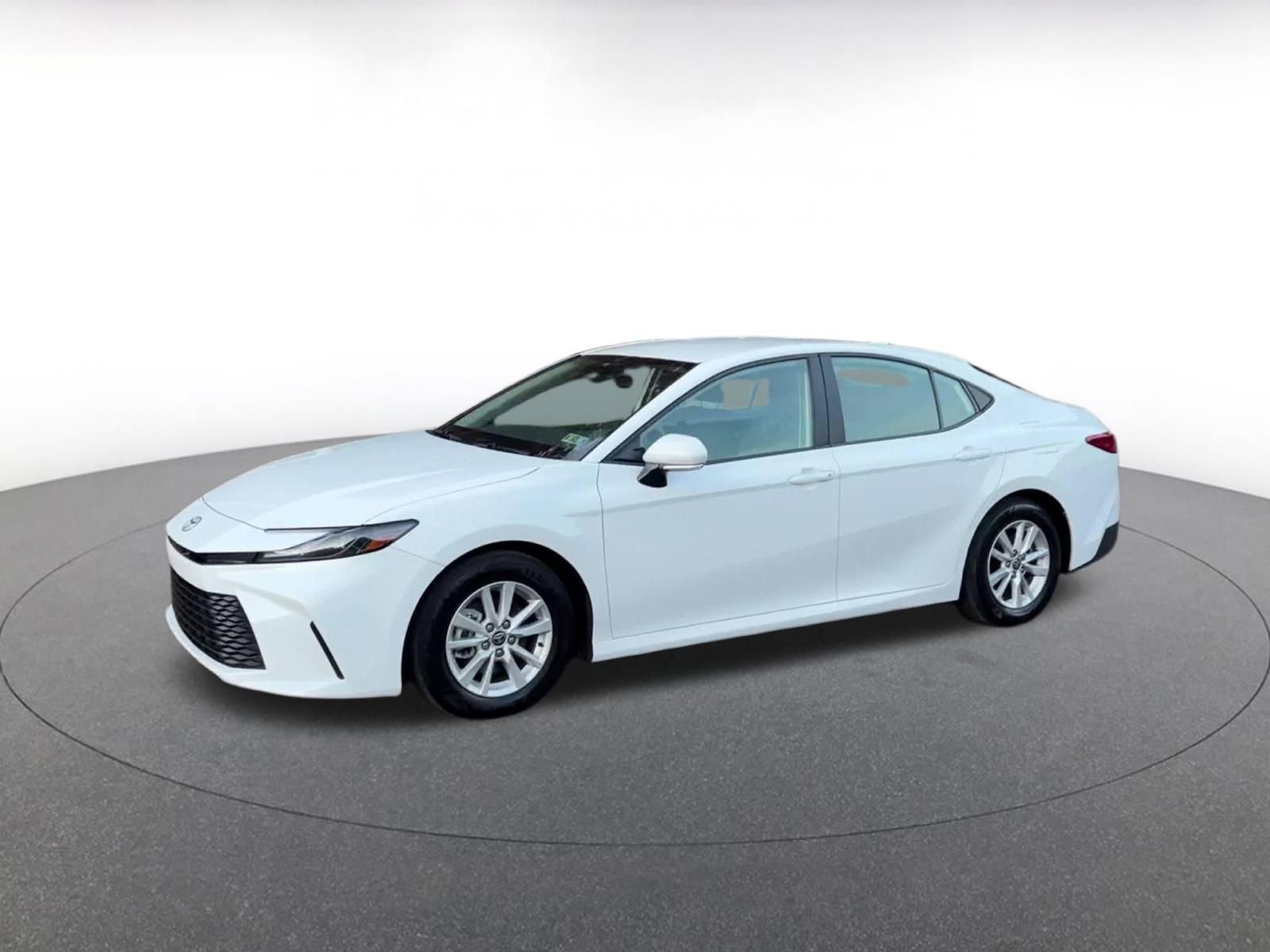 Thumbnail: 2025 Toyota Camry - 8