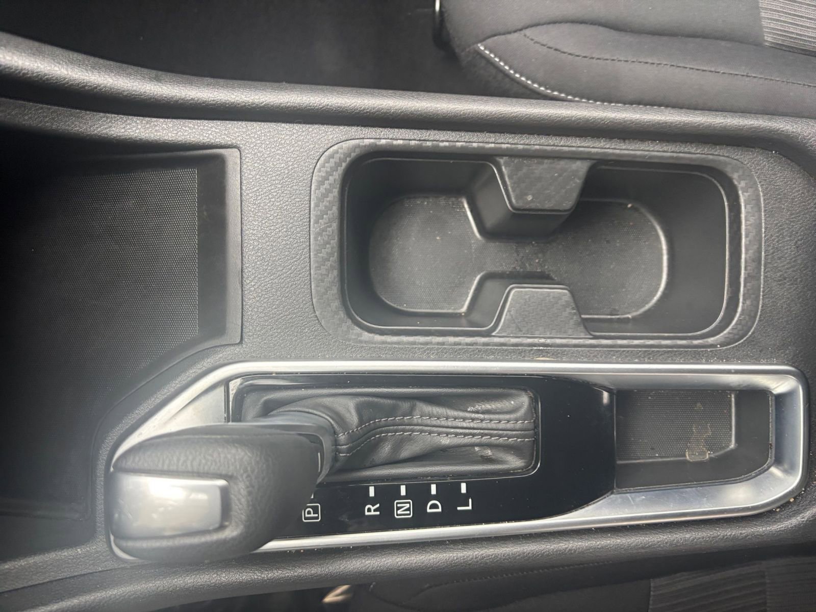 2025 Nissan Sentra SV - Photo 41