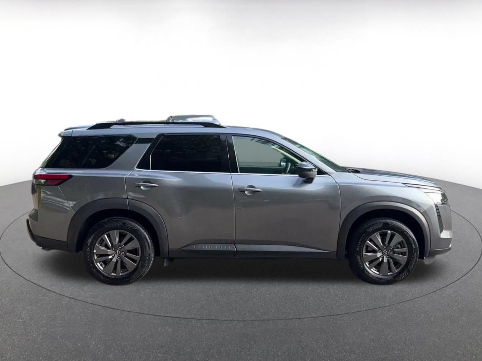 Thumbnail: 2026 Nissan Pathfinder - 15