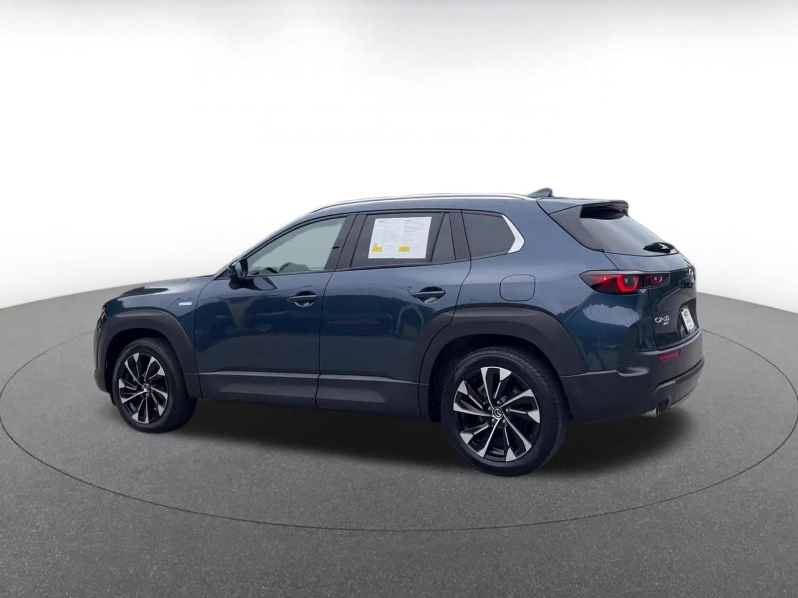 Thumbnail: 2025 Mazda CX-50 - 10