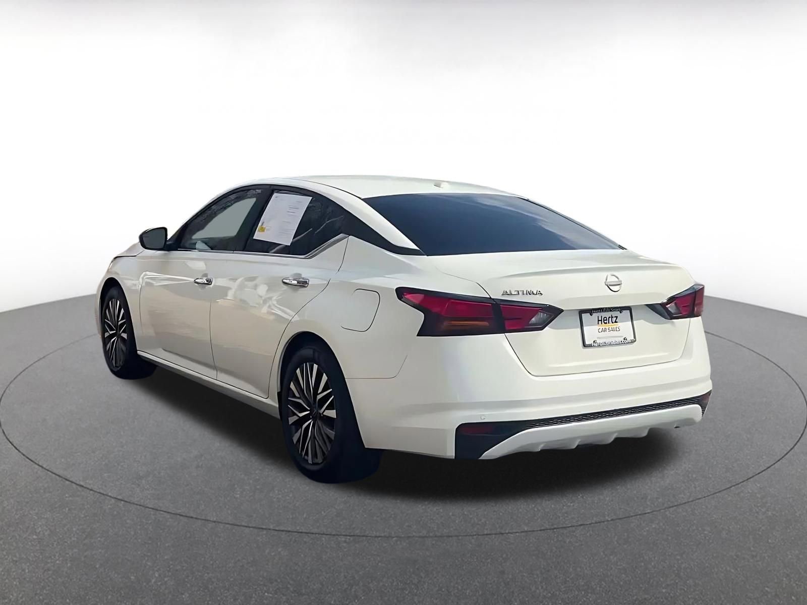 Thumbnail: 2025 Nissan Altima - 11