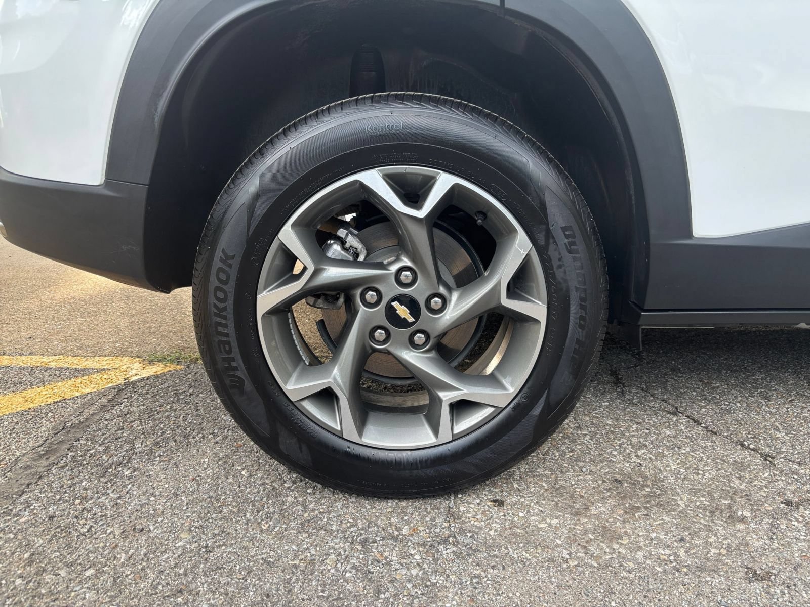 Thumbnail: 2025 Chevrolet Trax - 30