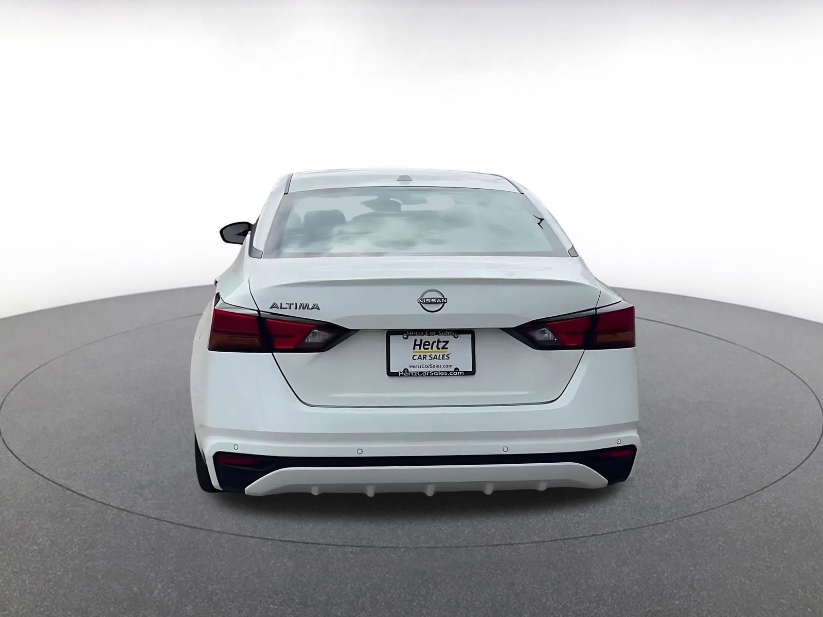 Thumbnail: 2025 Nissan Altima - 12